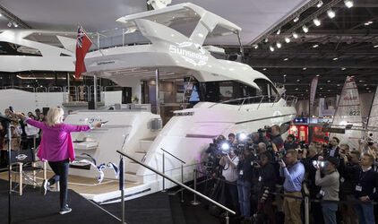 Ab Fab star Joanna Lumley helps kick off the London Boat Show
