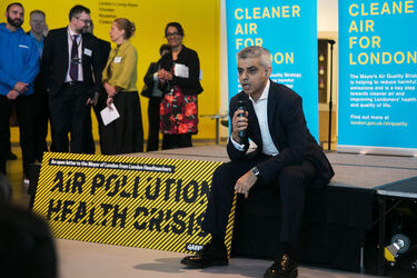 Sadiq Khan to tackle air pollution crisis in London