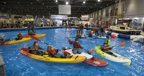 Ab Fab star Joanna Lumley helps kick off the London Boat Show