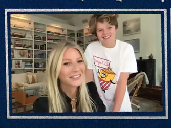 Gwyneth Paltrow sells candle that smells like her orgasm Gwyneth Paltrow sells candle that smells like her orgasm