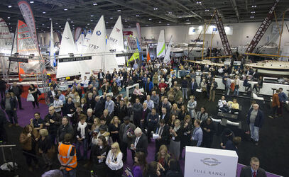 Ab Fab star Joanna Lumley helps kick off the London Boat Show
