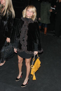 NICOLE RICHIE NICOLE RICHIE