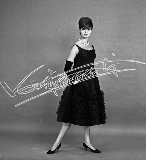 Fiera Campionaria di Vicenza 1961 : Moda a Vicenza. pellicola - negativo bianco e nero fto mm 60X60