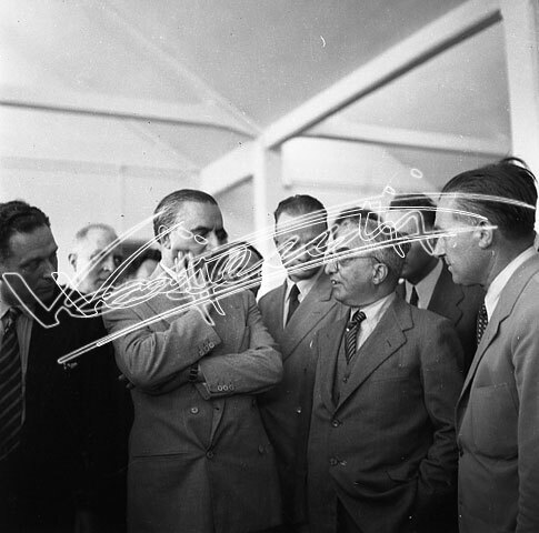 Fiera Campionaria di Vicenza 1946 : Farmaceutica Zambon. pellicola - negativo bianco e nero fto mm 60X60