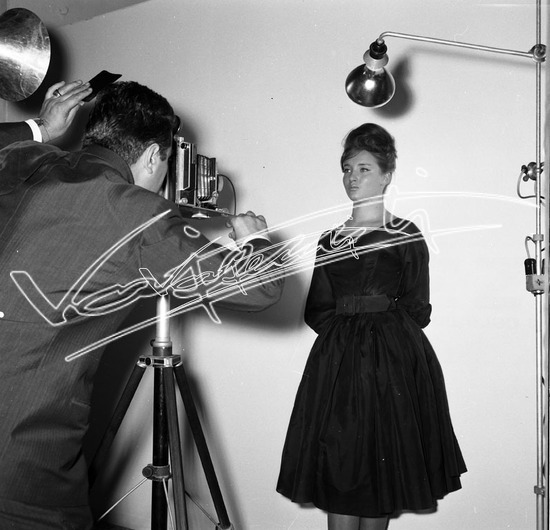 Vajenti - La storia. Pellicola - negativo bianco e nero fto mm 60x60