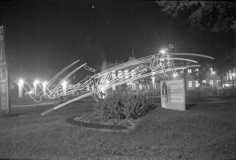 Fiera Campionaria di Vicenza 1946 : Giardino Salvi. pellicola-negativo bianco e nero 24X36