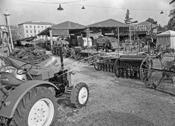 Fiera Campionaria di Vicenza 1953 Meccanizzazione Agricola.