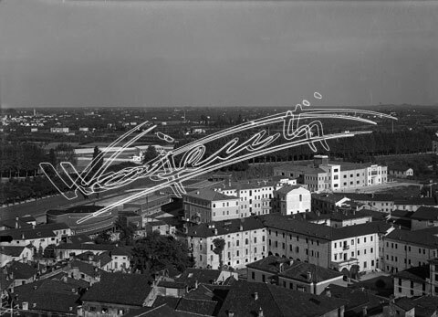 Panoramica di Vicenza : dalla Torre Bissara. lastra di vetro - negativo bianco e nero fto mm 100x150