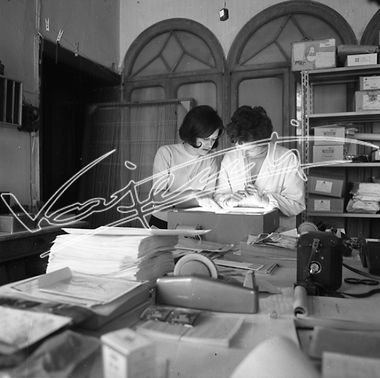 Vajenti - La storia. pellicola - negativa B&N f.to mm 60x60