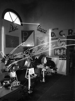 Fiera Campionaria di Vicenza 1948 Stand De Co Ra