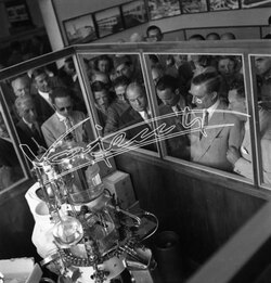 Fiera Campionaria di Vicenza 1946 Stand Farmaceutica Zambon