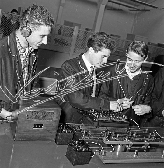 Istituto Industriale Statale A. Rossi. pellicola - negativa B&N f.to mm 60x60