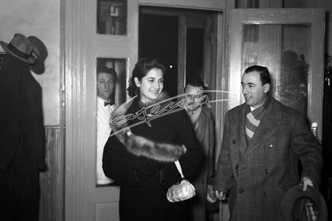 Anna Maria Bugliari Miss Italia 1950 51 Distilleria Fratelli Rossi di Asiago