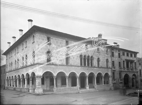 Palazzo Magrè - Angaran. lastra di vetro - negativo bianco e nero fto mm 180x240