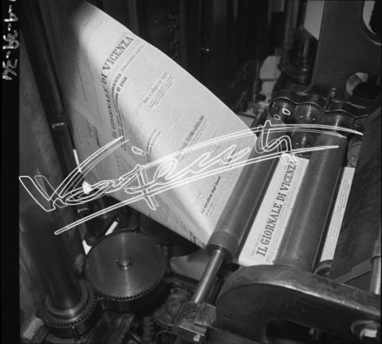 Il Giornale di Vicenza : Tipografia. pellicola - negativo bianco e nero fto mm 60x60