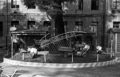 Fiera Campionaria di Vicenza 1948 Stand De Co Ra Fiera Campionaria di Vicenza 1948 Stand De Co Ra