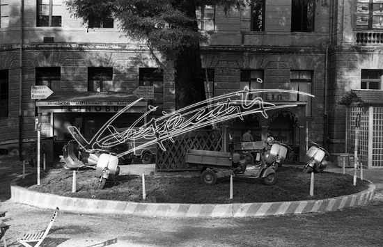 Fiera Campionaria di Vicenza 1948 : Stand De Co Ra. Pellicola - negativo bianco e nero f.to mm 24X36