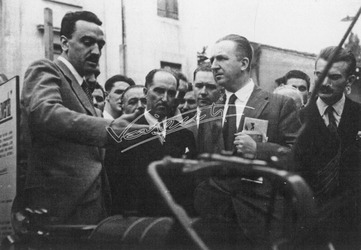 Fiera Campionaria di Vicenza 1950 Stand Pietro Laverda Macchine Agricole Fiera Campionaria di Vicenza 1950 Stand Pietro Laverda Macchine Agricole