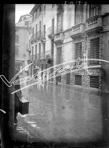 Corso Fogazzaro. lastra di vetro - negativo bianco e nero fto mm 90x120