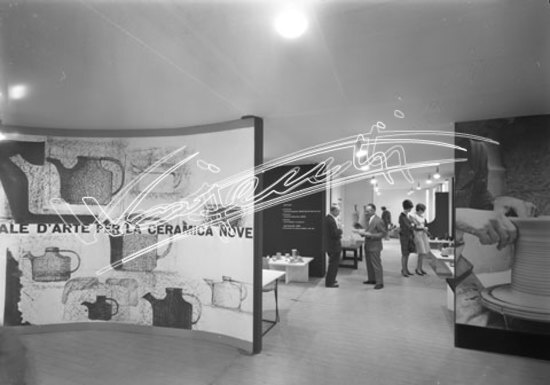 Fiera di Vicenza 1966 : Salone Internazionale della Ceramica. Pellicola - negativo bianco e nero fto mm 130X180