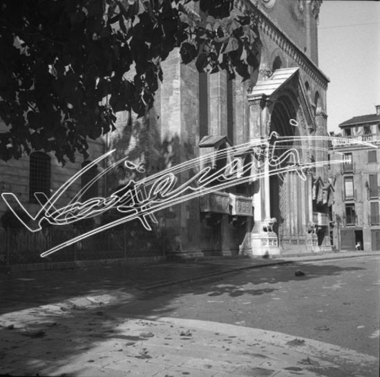 Chiesa di San Lorenzo. pellicola - negativo bianco e nero fto mm 60x60