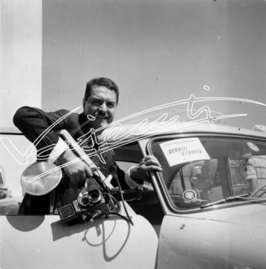 Vajenti - La storia. cartoncino fto 60x60 mm stampa fotografica bianco e nero