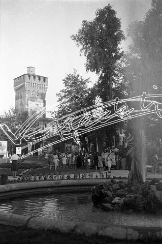 Fiera Campionaria di Vicenza 1946 : Giardino Salvi. pellicola - negativo bianco e nero fto mm 60X90