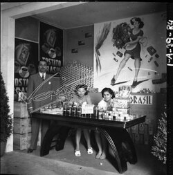 Fiera Campionaria di Vicenza 1946 Stand della Ditta Tostato Brasil
