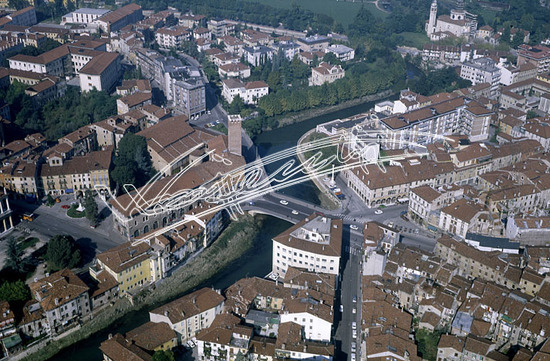 Vicenza: Foto aerea. Pellicola - diapositiva colore f.to mm 60X90