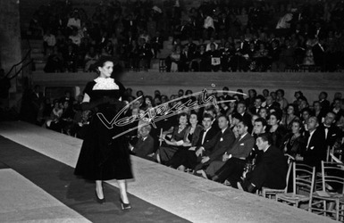Fiera Campionaria di Vicenza 1949 Alta Moda al Teatro Olimpico