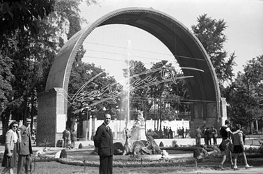 Fiera Campionaria di Vicenza 1947 Carena della Basilica Palladiana Gustavo Barawitzka Fiera Campionaria di Vicenza 1947 Carena della Basilica Palladiana Gustavo Barawitzka