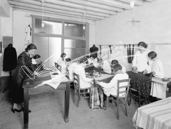 Vesta : Atelier di alta moda. lastra di vetro - negativo bianco e nero fto mm 210x270