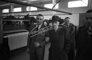 Fiera Campionaria di Vicenza 1948 On. Antonio Cavalli Visita alle industrie Vicentine Fiera Campionaria di Vicenza 1948 On. Antonio Cavalli Visita alle industrie Vicentine