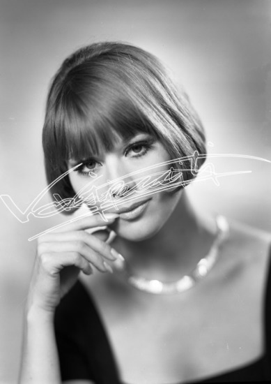 Gold Europa : industria orafa. Pellicola - negativo bianco e nero fto mm 130X180