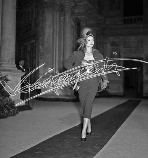 Fiera Campionaria di Vicenza 1950 : Padiglione della lana. Pellicola - negativo bianco e nero fto mm 60x60