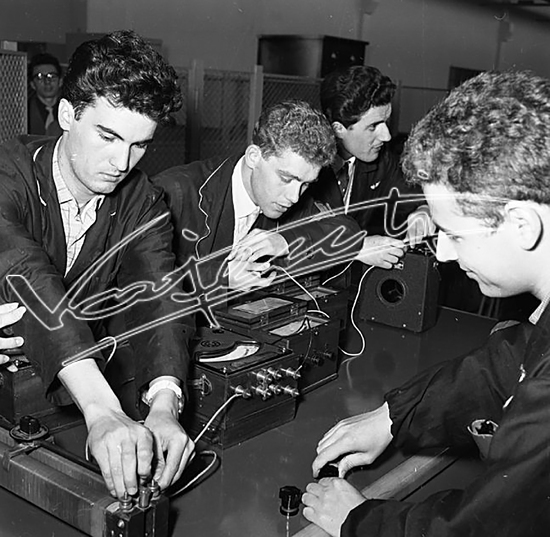 Istituto Industriale Statale A. Rossi. pellicola - negativa B&N f.to mm 60x60