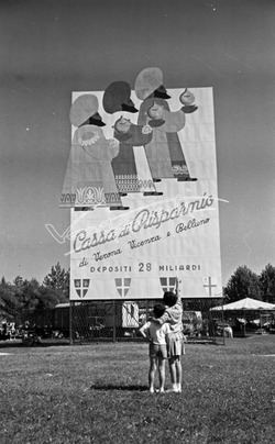 Fiera Campionaria di Vicenza 1953 Cartellone pubblicitario Cassa di Risparmio Fiera Campionaria di Vicenza 1953 Cartellone pubblicitario Cassa di Risparmio