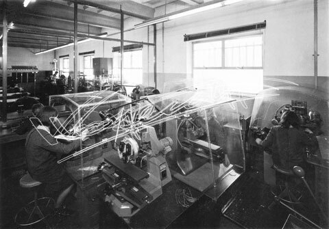 Il Valore della Mano : Cento anni di evoluzione dell`Artigianato Orafo. Pellicola - negativo colori f.to mm 90X120