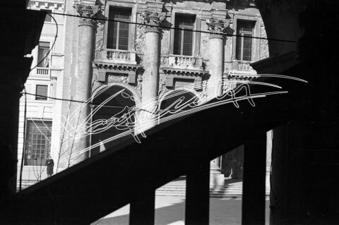 Loggia del Capitanio : Piazza dei Signori. pellicola-negativo bianco e nero-24X36