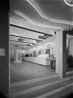 Fiera Campionaria di Vicenza 1951 Stand Istituto Industriale Statale V.E. Marzotto