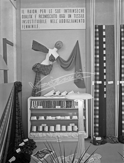 Fiera Campionaria di Vicenza 1949 Stand Italviscosa