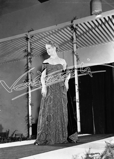 Fiera Campionaria di Vicenza 1952: Moda. Pellicola - negativo bianco e nero f.to mm 90X120