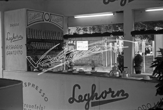 Fiera Campionaria di Vicenza 1950 : Stand Leghorn. Pellicola - negativo bianco e nero f.to mm 60x90