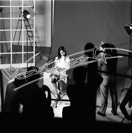 Vajenti - La storia. Pellicola - negativo bianco e nero fto mm 60x60