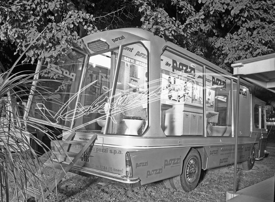 Fiera Campionaria di Vicenza 1962 : Pozzi. Pellicola - negativo bianco e nero f.to mm 90X120