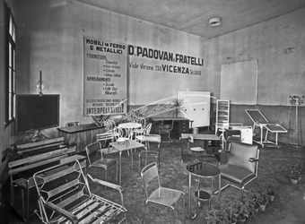 Fiera Campionaria di Vicenza 1952 Mobilificio Padovan Domenico e Fratelli