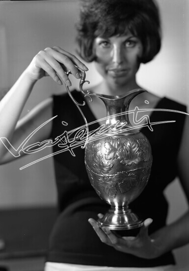 Fiera Campionaria di Vicenza 1965: Oreficeria e Argenteria. Pellicola - negativo bianco e nero fto mm 130X180