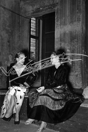 Fiera Campionaria di Vicenza 1951: Alta Moda al Teatro Olimpico. Pellicola - negativo bianco e nero f.to mm 60x90