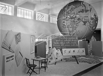 Fiera Campionaria di Vicenza 1949 Segretariato Internazionale della Lana Fiera Campionaria di Vicenza 1949 Segretariato Internazionale della Lana