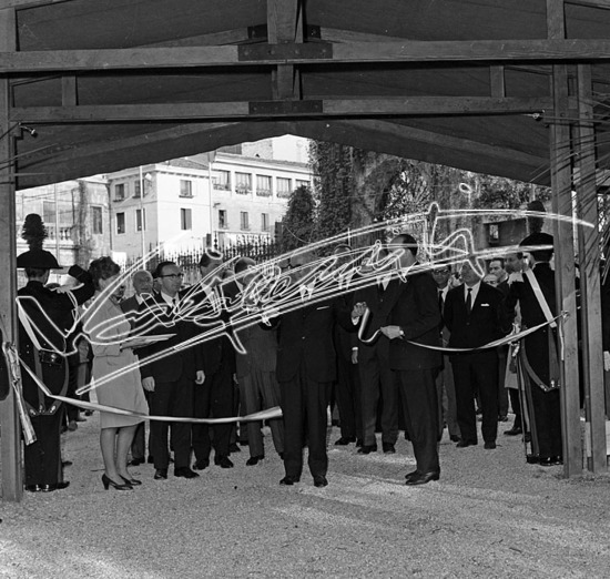 Fiera di Vicenza 1966 : Salone Internazionale della Ceramica: Inaugurazione. Pellicola - negativo bianco e nero fto mm 60x60